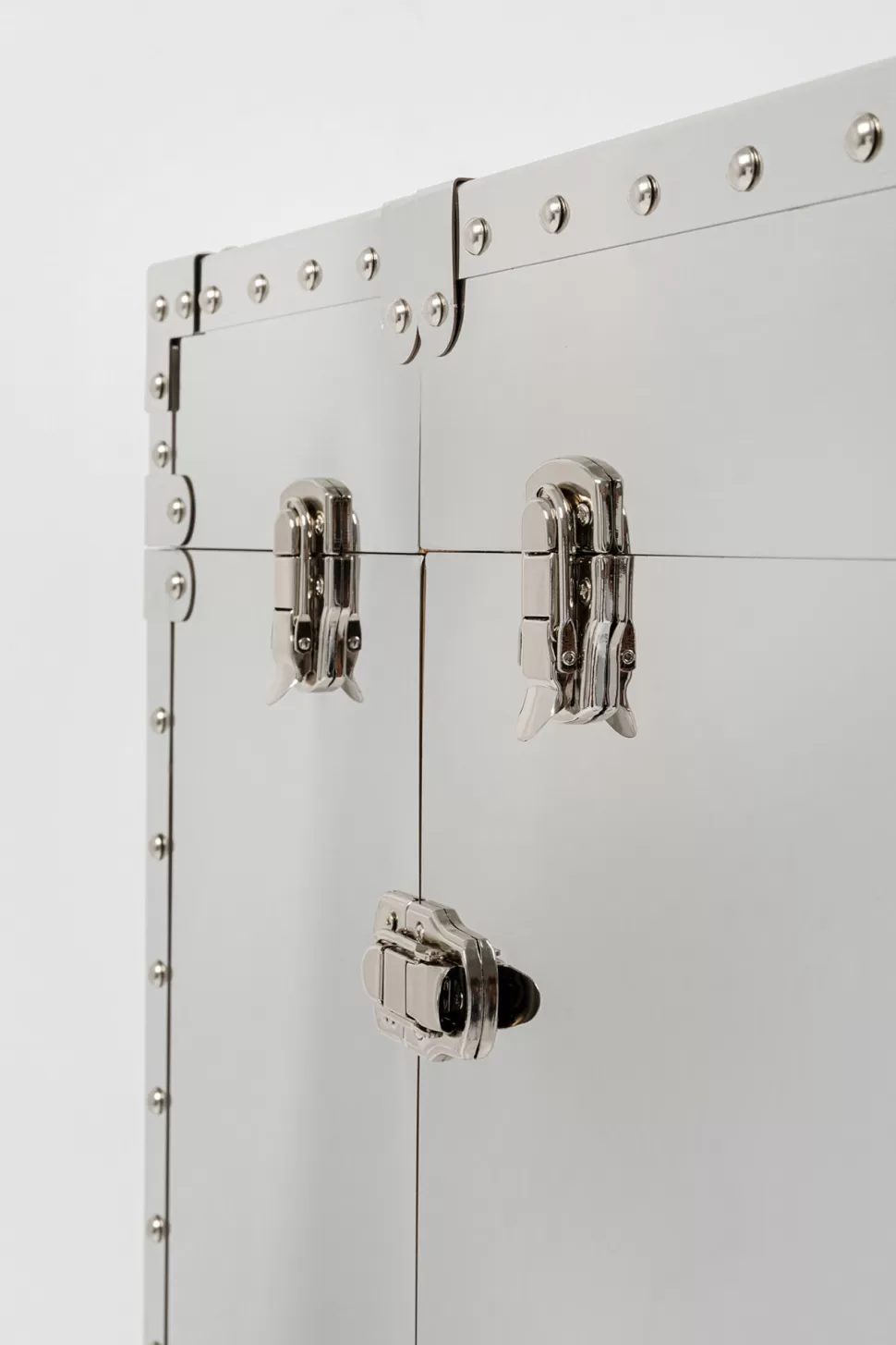 Barki-KARE Design Barek Na Kółkach Rozkładany Stal Srebrna Wnętrze Naturalne 64x145 Cm