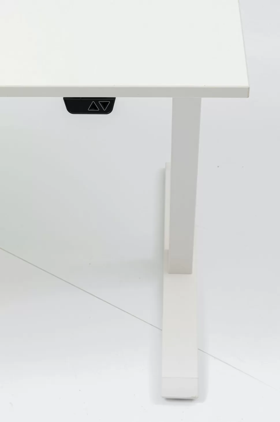 Biurka-KARE Design Biurko Smart 140x60 Cm Białe