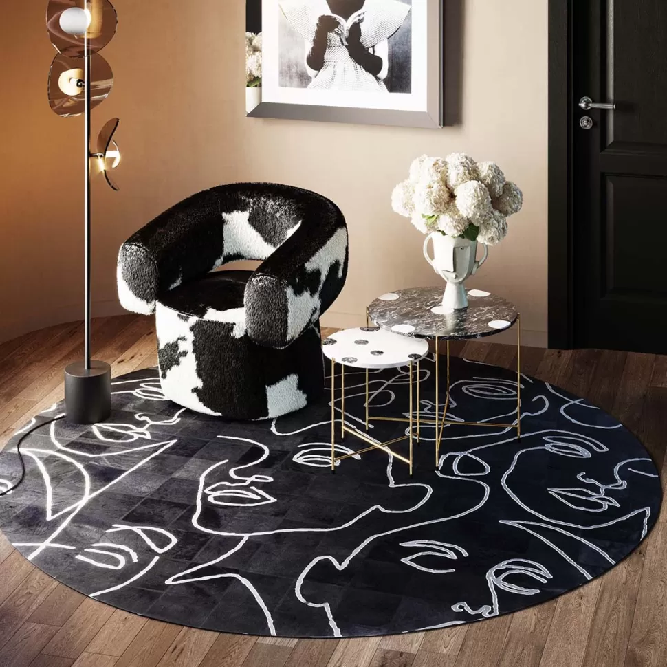 Dywany-KARE Design Dywan Czarny Okrągły Twarze Skóra Naturalna Ø250 Cm