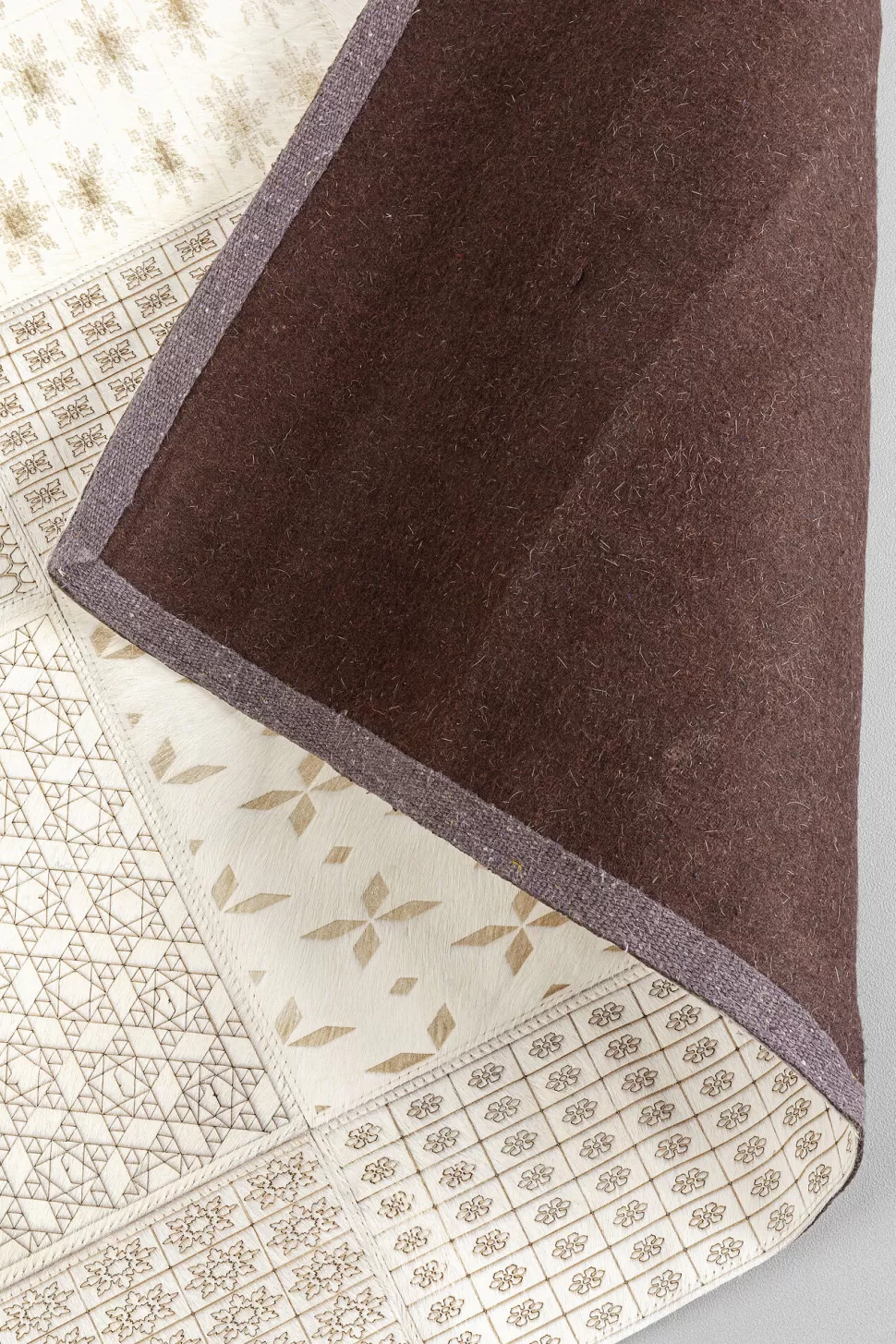 Dywany-KARE Design Dywan Do Salonu W Kolorze Kremowym Skóra Naturalna 170x240 Cm