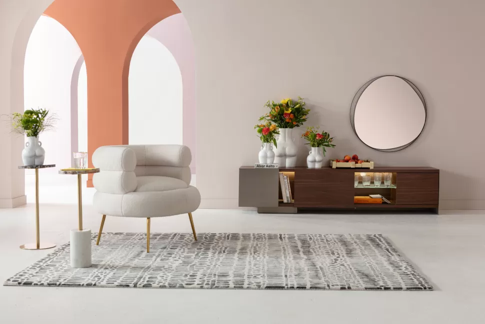 Fotele-KARE Design Fotel Do Salonu Nowoczesny Tkanina Pluszowa Biała Nogi Złote 74x78 Cm