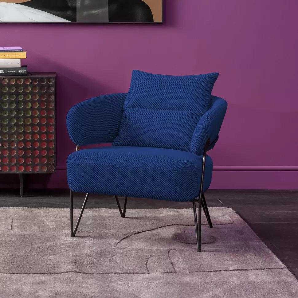 Fotele-KARE Design Fotel Nowoczesny Do Salonu Niebieski Nogi Stalowe Czarne 78x71 Cm