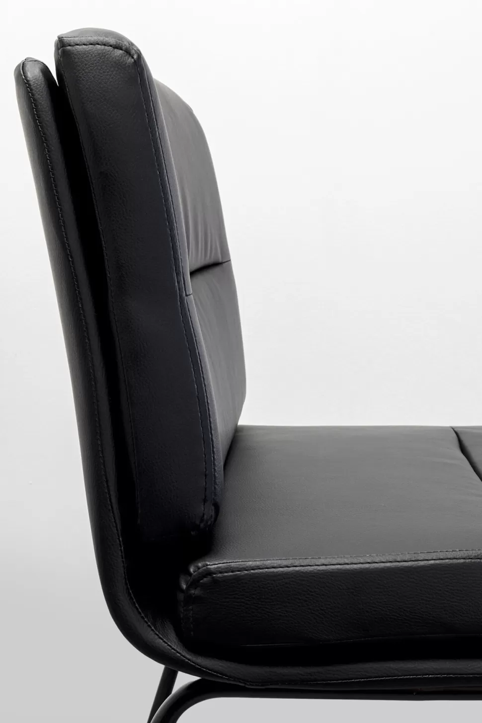Hokery-KARE Design Hoker Niski W Kolorze Czarnym Ekoskóra I Stal 60 Cm