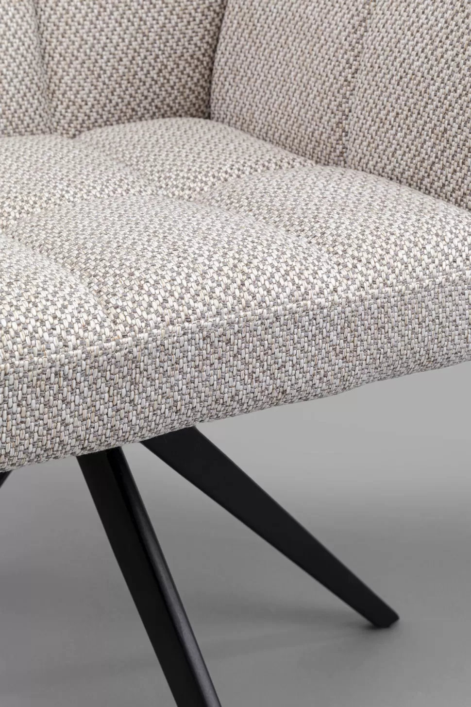 Krzesła-KARE Design Krzesło Obrotowe Z Podłokietnikami Tapicerowane Szare Nogi Czarne 65x85 Cm