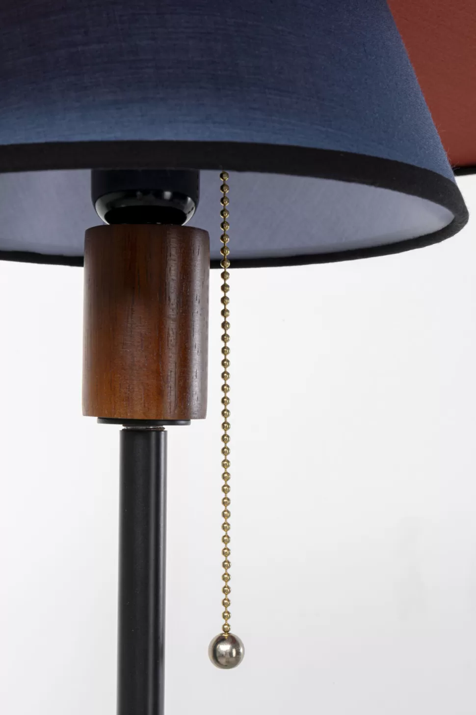 Lampy Podłogowe-KARE Design Lampa Podłogowa Z Kolorowym Kloszem Podstawa Czarna Ø45x160 Cm