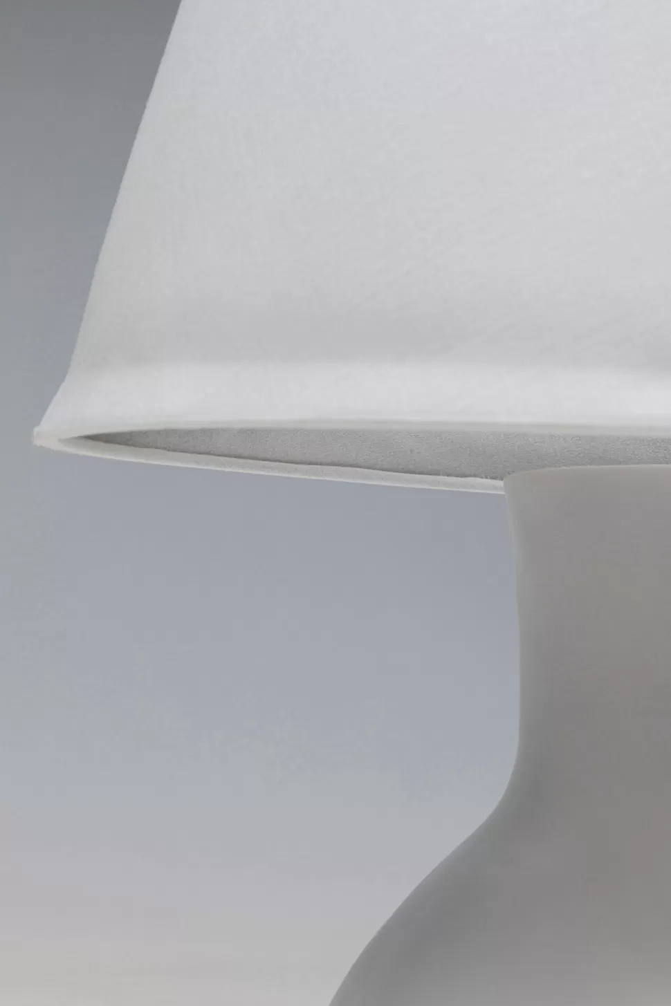 Lampy Stołowe-KARE Design Lampa Stołowa Biała Z Abażurem Motyw Ludzkiego Ciała Ø30x48 Cm