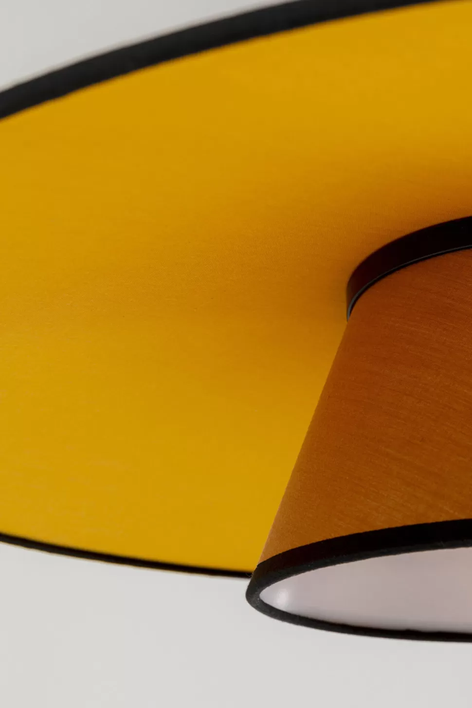 Lampy Wiszące-KARE Design Lampa Wisząca Z Kolorowym Kloszem Podsufitka Czarna Ø55 Cm