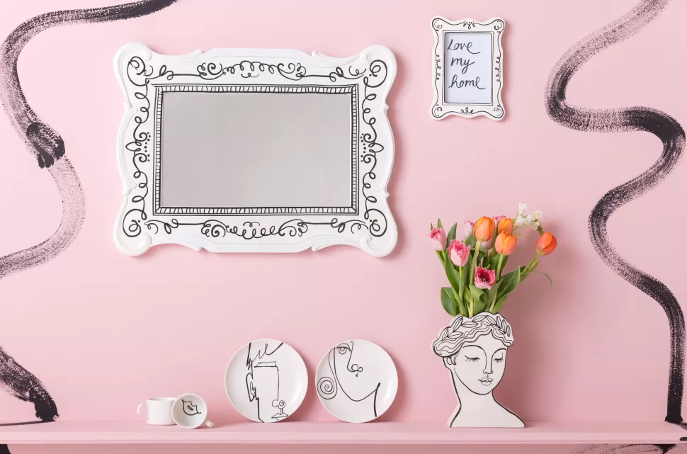 Lustra-KARE Design Lustro Białe Z Czarnymi Wzorami Kształt Klasyczny 50x67 Cm