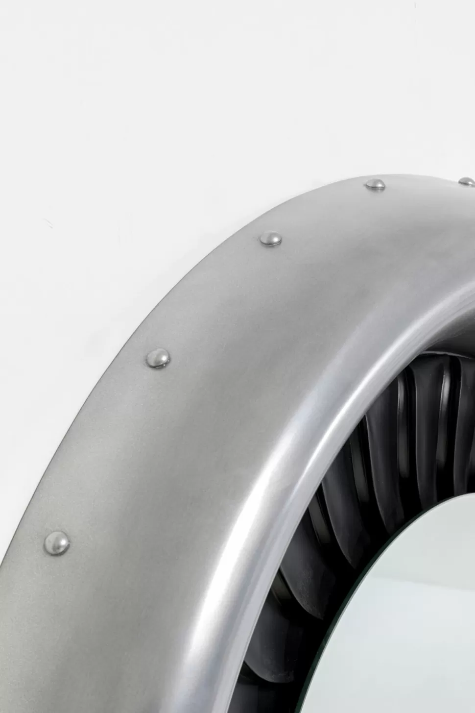 Lustra-KARE Design Lustro Do Salonu Duże Okrągłe Rama Aluminium I Włókno Szklane Ø119 Cm Silnik Odrzutowy