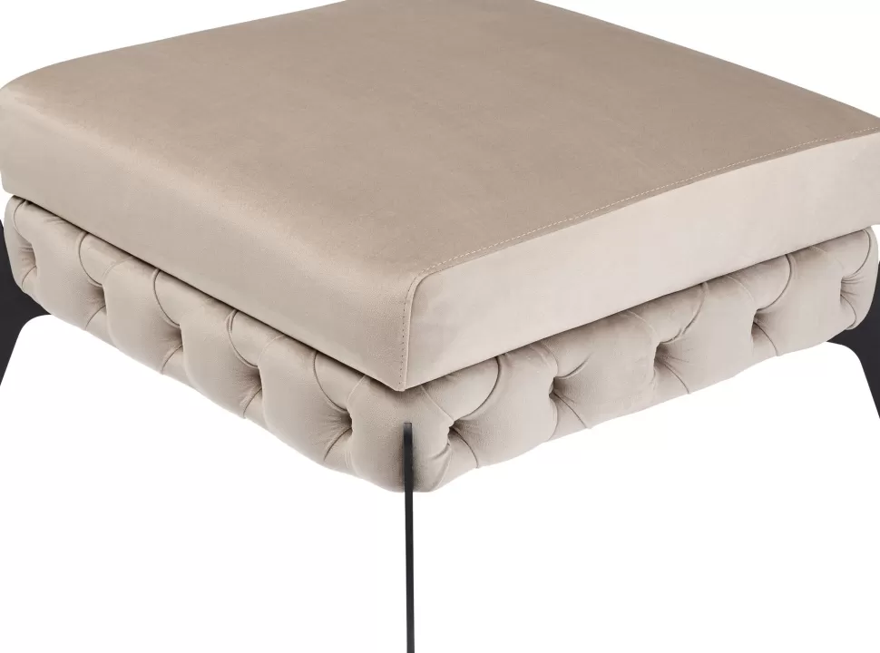 Taborety-KARE Design Podnóżek Welurowy Pikowany Beżowy Nogi Czarne Stalowe 80x80 Cm