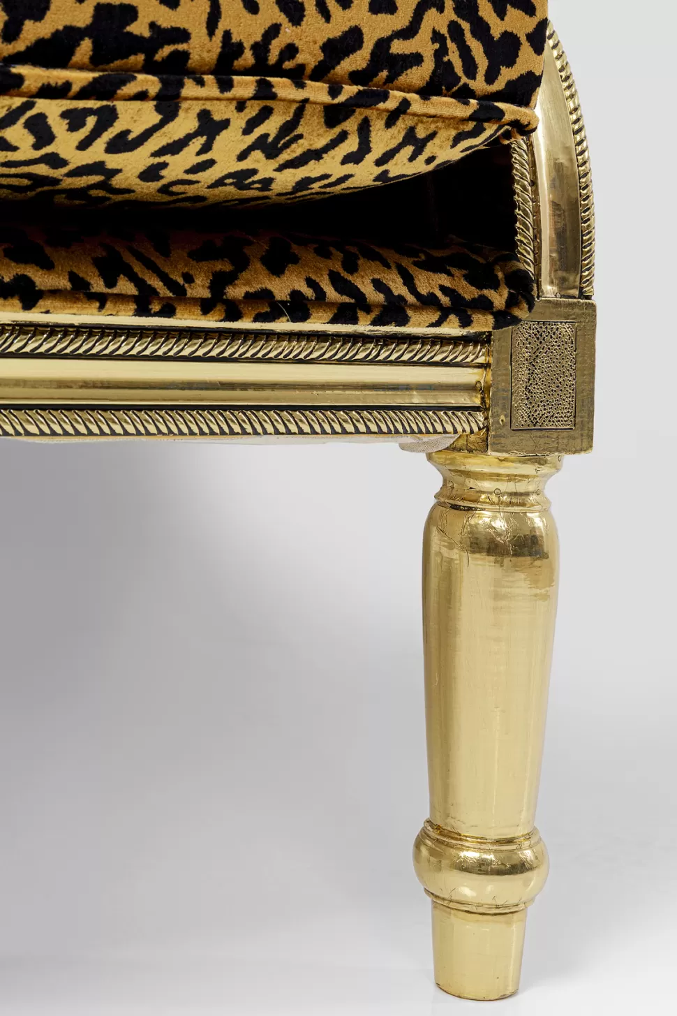 Sofy-KARE Design Sofa 2-os. Glamour Do Salonu Panterka Rama Złota 135 Cm