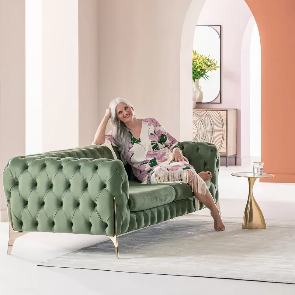 Sofy-KARE Design Sofa 2-osobowa Welurowa Pikowana Zielona Nogi Złote 200 Cm
