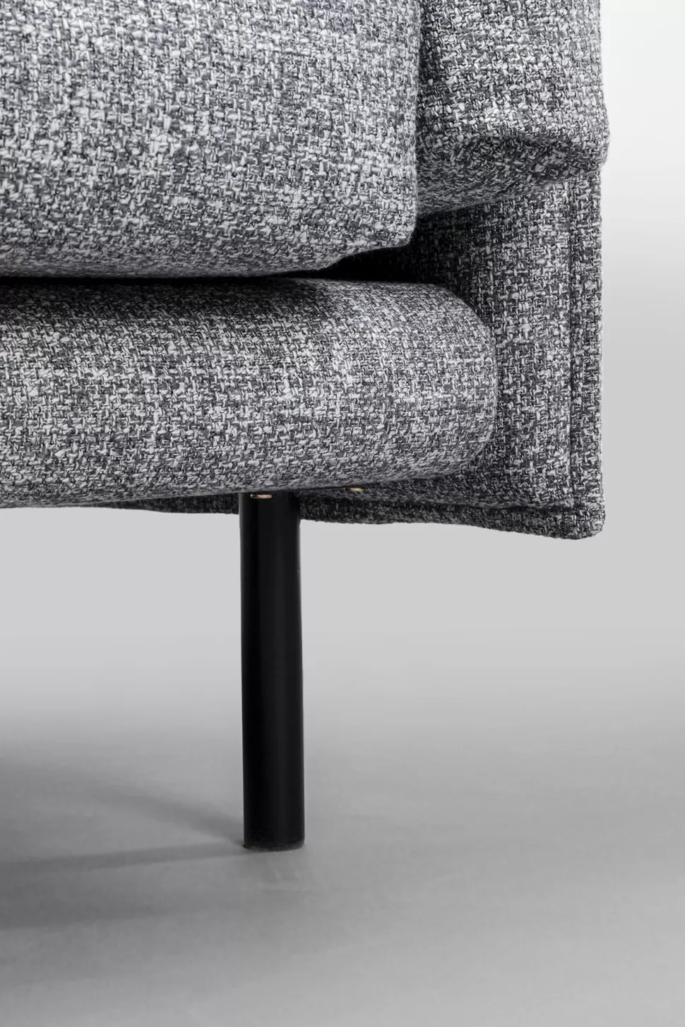 Sofy-KARE Design Sofa 3-osobowa W Kolorze Szarym Nogi Stalowe Czarne 230 Cm