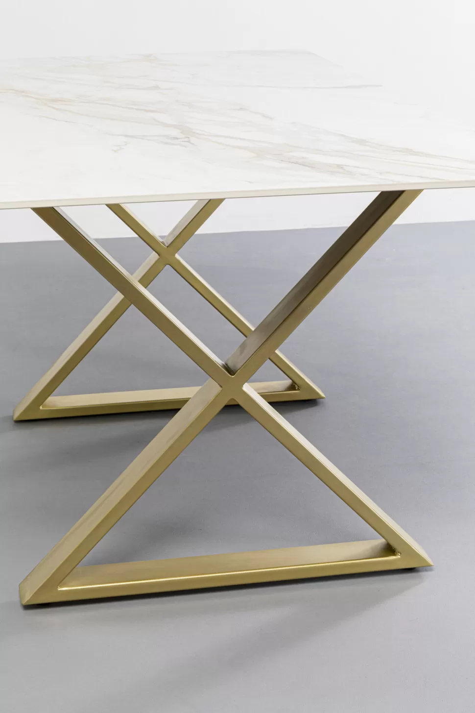 Stoły-KARE Design Stół Do Jadalni Blat Ceramiczny Nogi Złote Krzyżowe 160x80 Cm