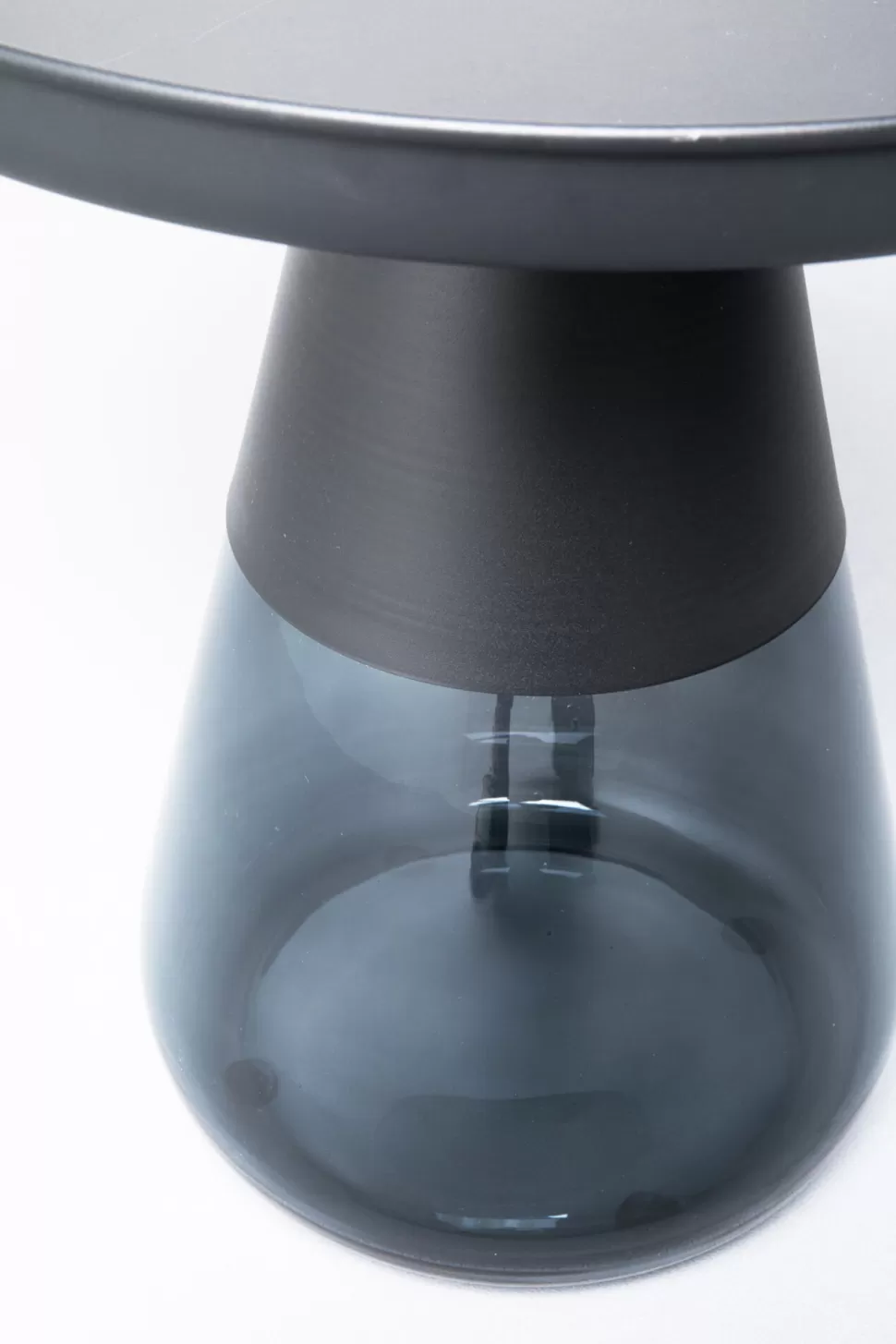 Stoliki Kawowe-KARE Design Stolik Pomocniczy Okrągły Stal Czarna I Szkło Przydymione Ø50 Cm