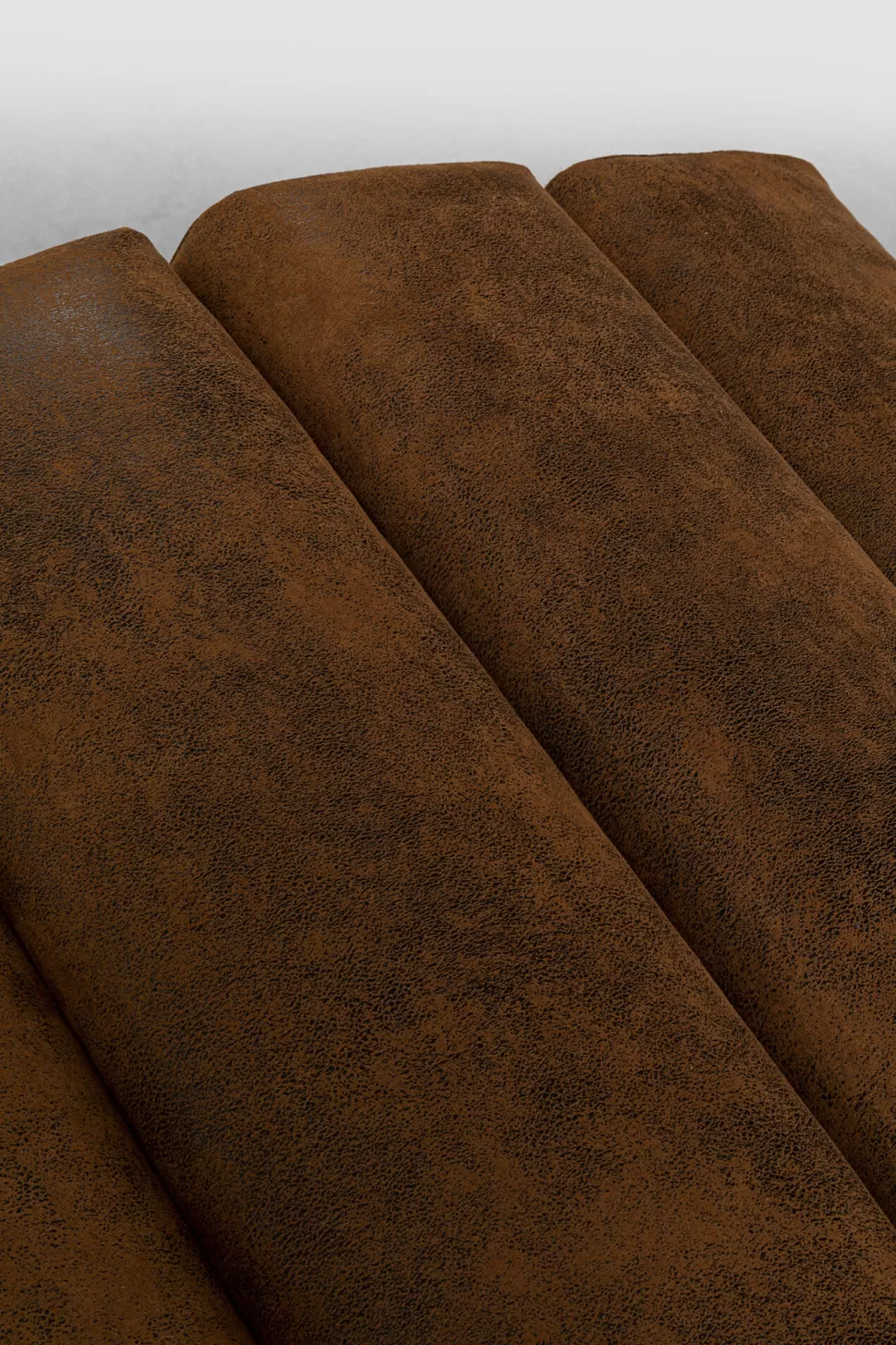Szezlongi-KARE Design Szezlong Tapicerowany Brązowy Vintage Nogi Bukowe Czarne 190 Cm