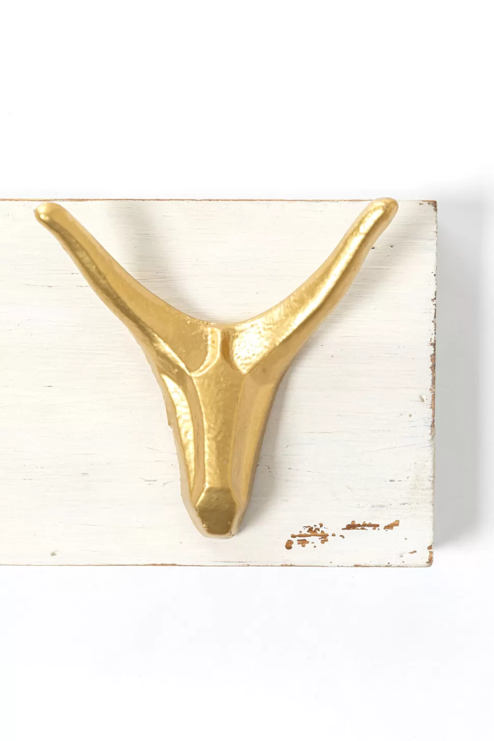 Wieszaki Ścienne-KARE Design Wieszak ścienny Drewno Jodłowe Białe Postarzane I Złota Stal 75 Cm