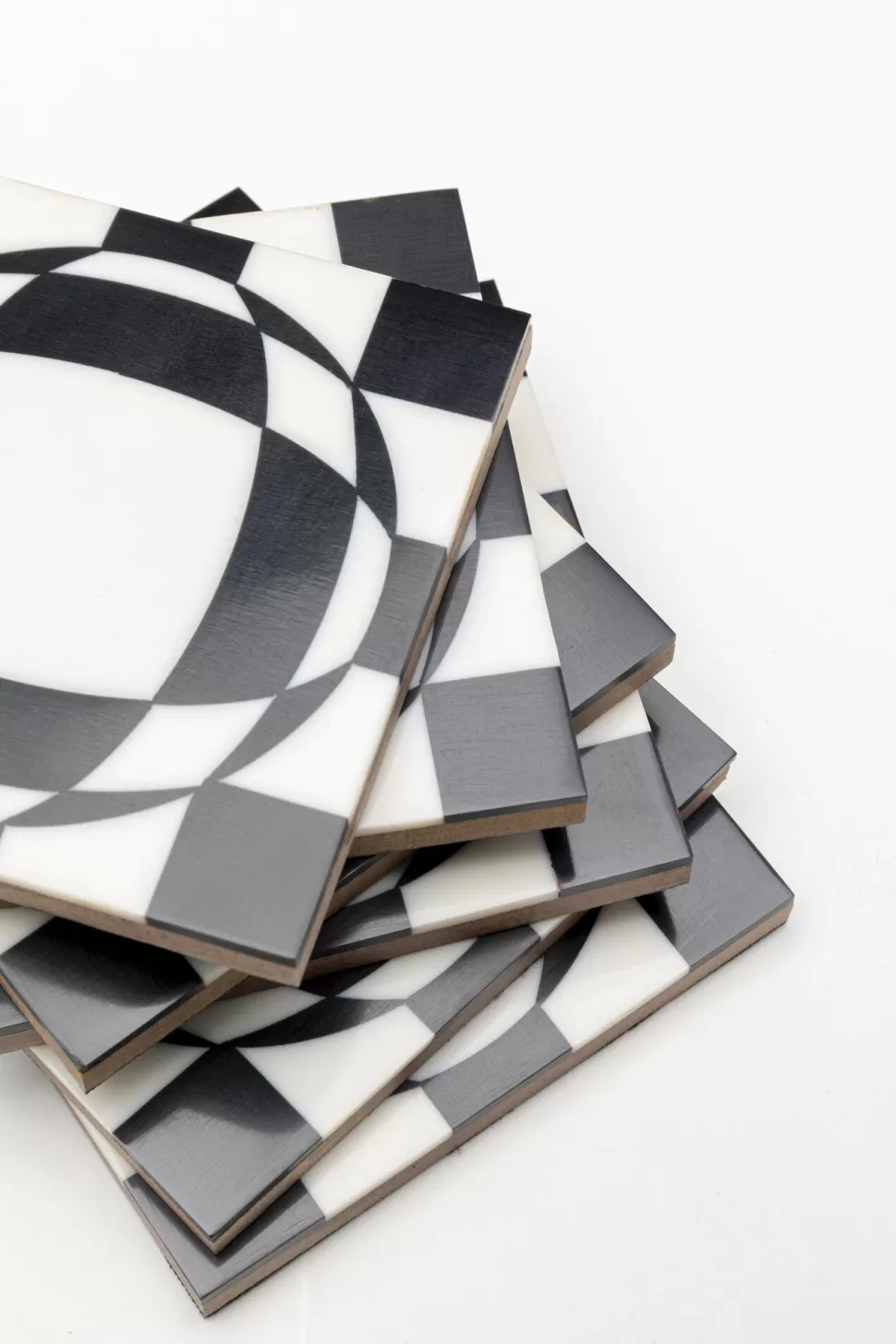 Zastawa Stołowa-KARE Design Zestaw 6 Podkładek Pod Kubki Czarno-białe Z Organizerem 12x12 Cm